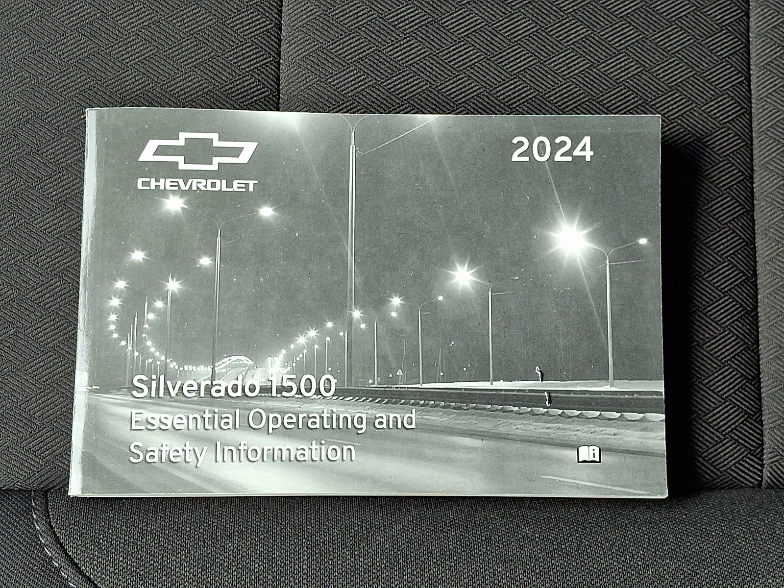 Certified 2024 Chevrolet Silverado 1500 LT AWD/4WD image 26