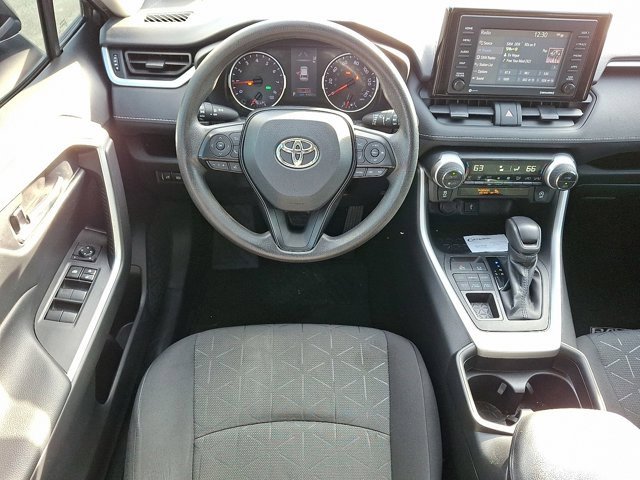 Used 2021 Toyota RAV4 XLE w/ Carpet Mat Package (TMS) image 16