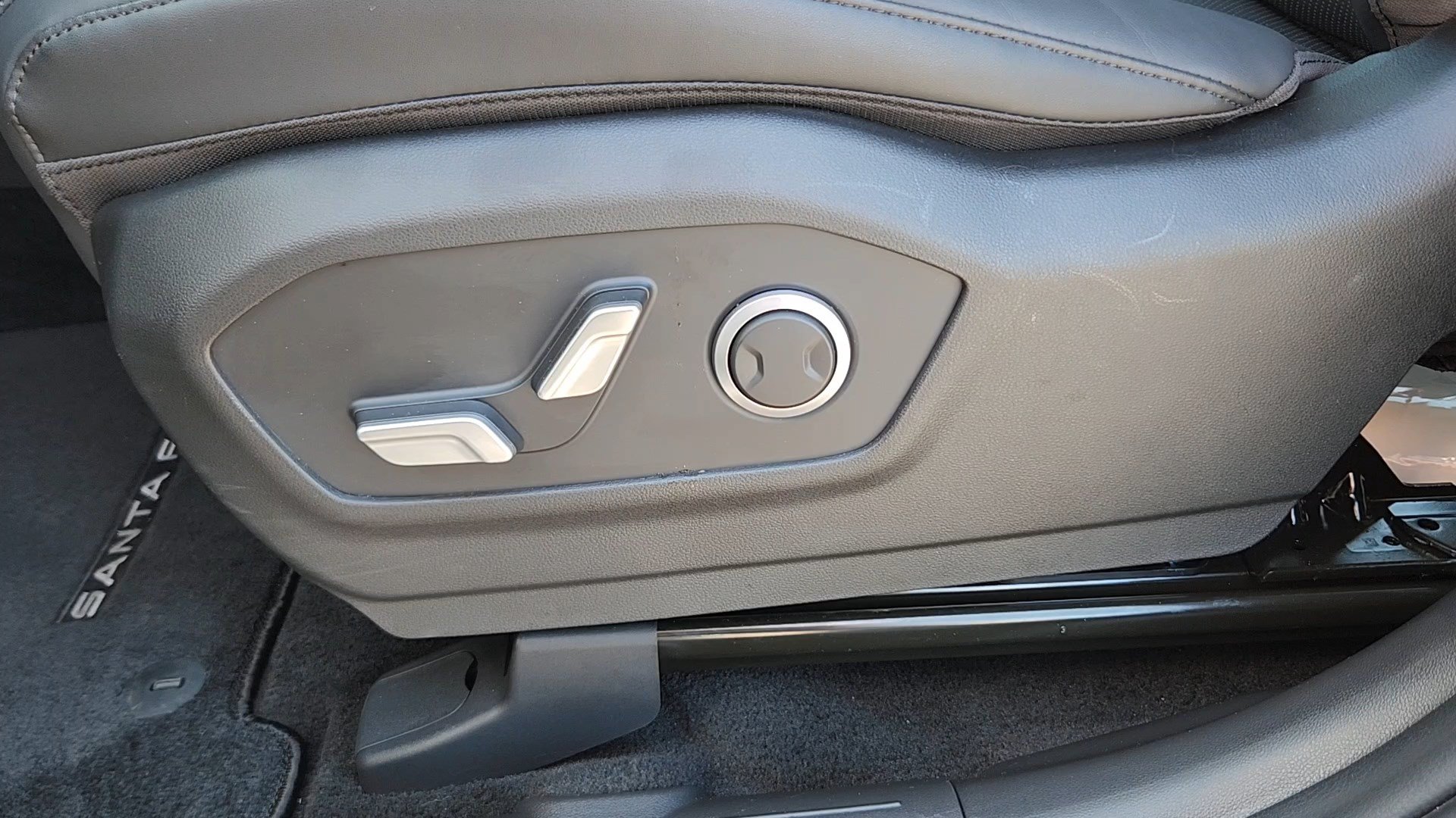 Certified 2026 Hyundai Santa Fe SEL AWD/4WD image 8