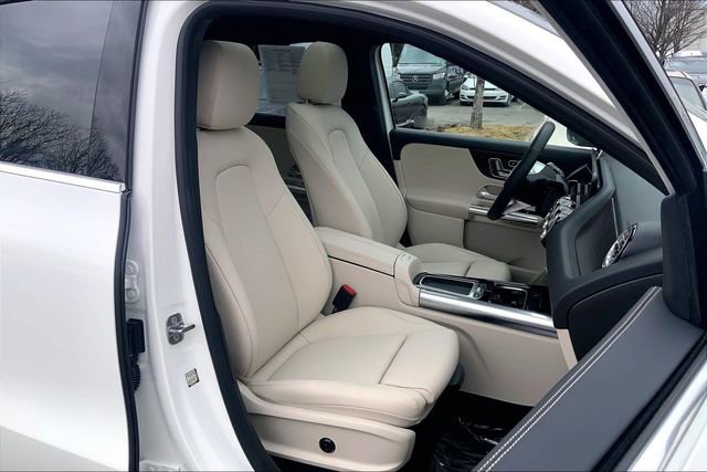 Used 2026 Mercedes-Benz GLA 250 4MATIC image 7