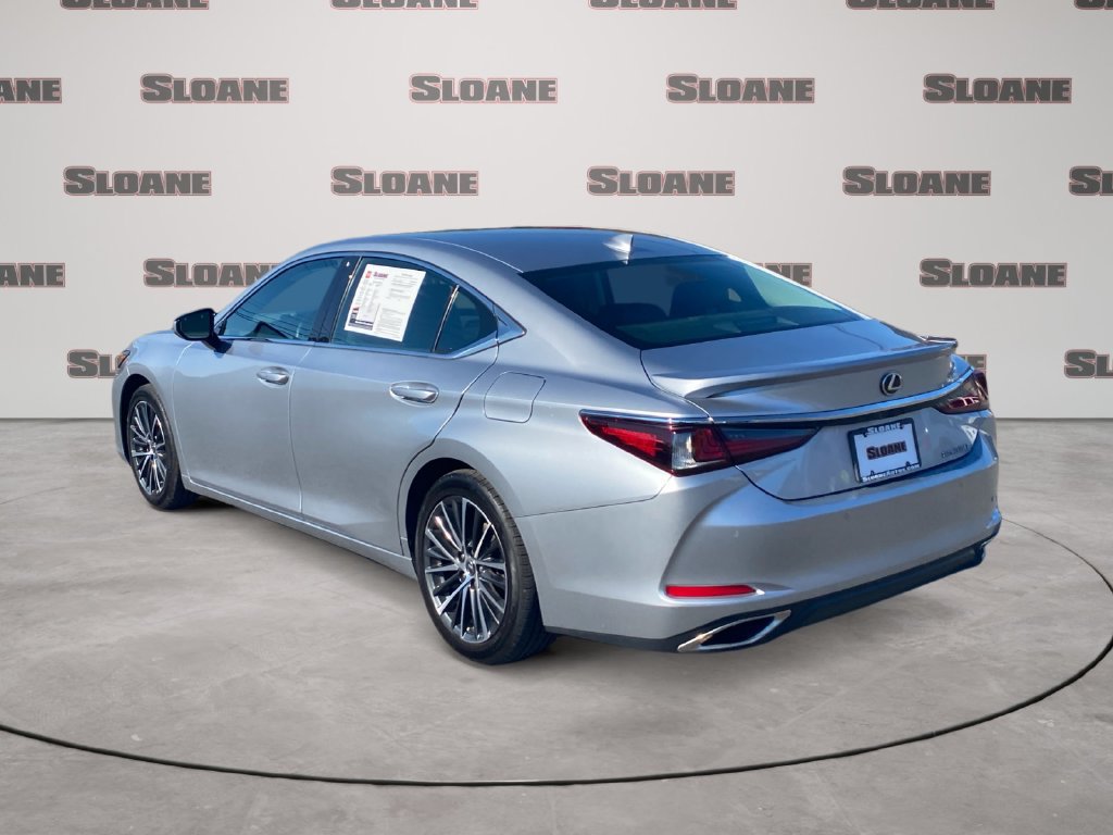 Used 2023 Lexus ES 350 w/ Premium Package FWD image 3