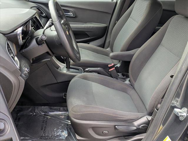 Used 2019 Chevrolet Trax LS image 15