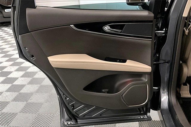 Used 2022 Lincoln Nautilus Reserve w/ Monochromatic Package image 19