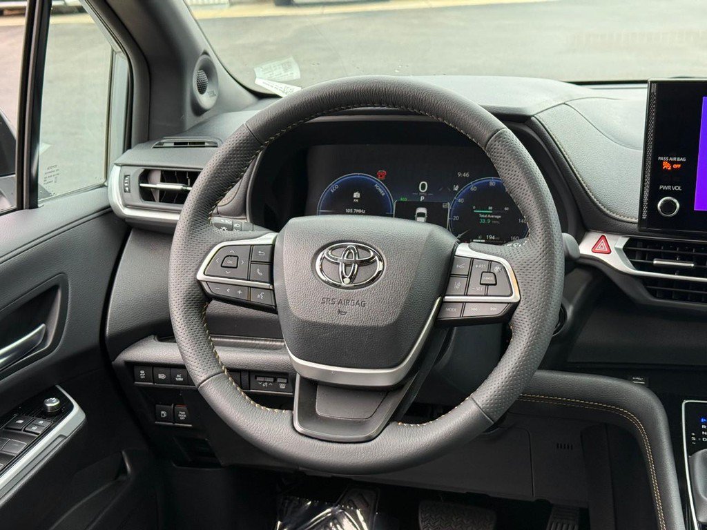 Certified 2026 Toyota Sienna XLE Woodland Edition AWD/4WD image 13