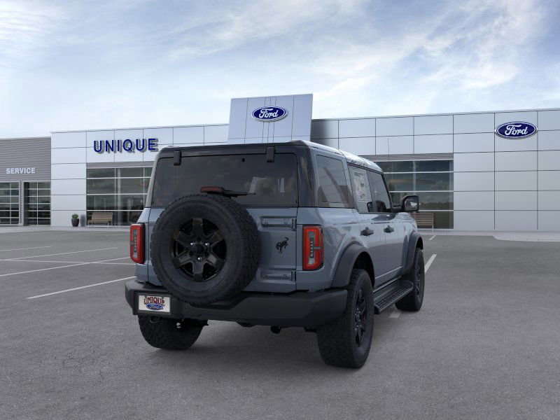 New 2025 Ford Bronco Outer Banks w/ Black Appearance Package image 8