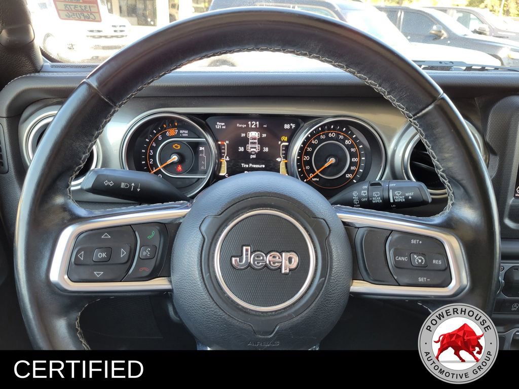 Used 2020 Jeep Wrangler Unlimited Sahara image 32