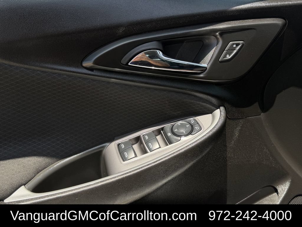 Used 2024 Chevrolet Malibu LT FWD image 25