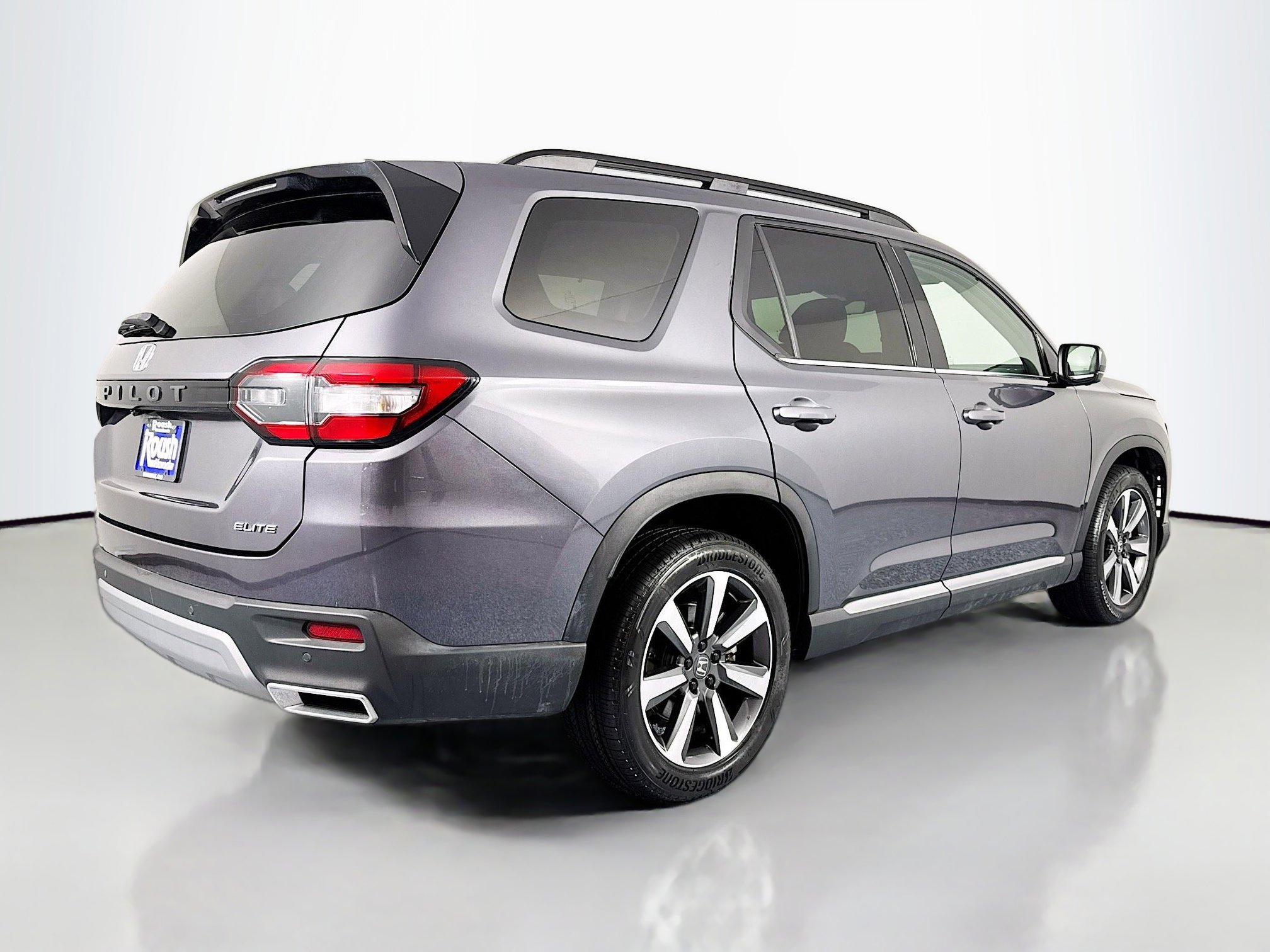 Certified 2023 Honda Pilot Elite image 5