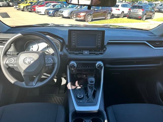 Used 2019 Toyota RAV4 LE w/ Carpet Mat Package image 10
