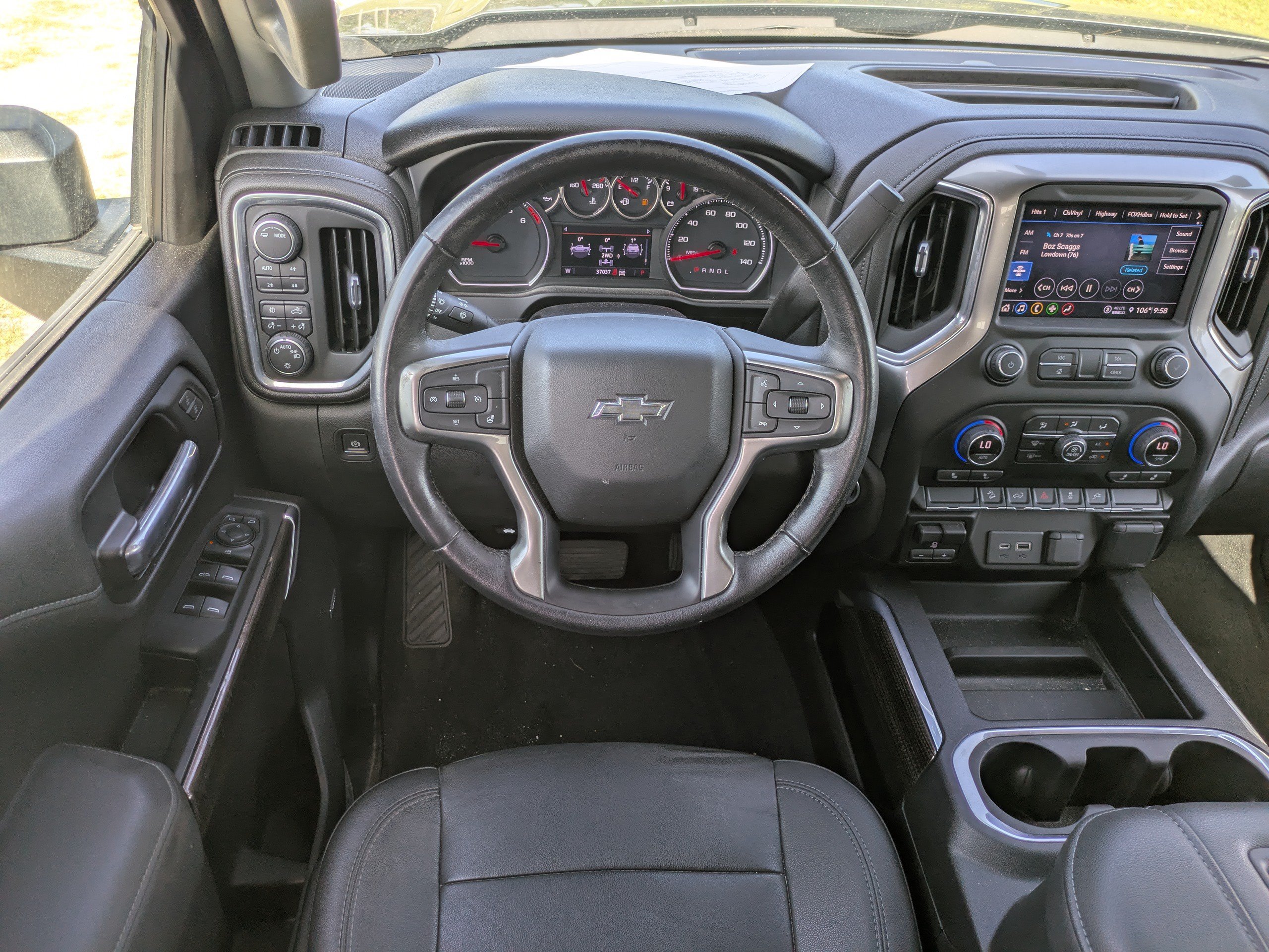 Used 2021 Chevrolet Silverado 1500 LT Trail Boss w/ Convenience Package II AWD/4WD image 15