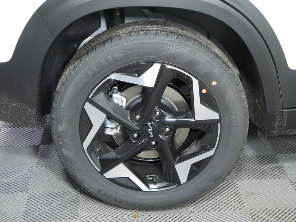 New 2026 Kia Seltos S image 11