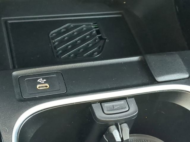 Used 2025 Mercedes-Benz CLA 250 image 23