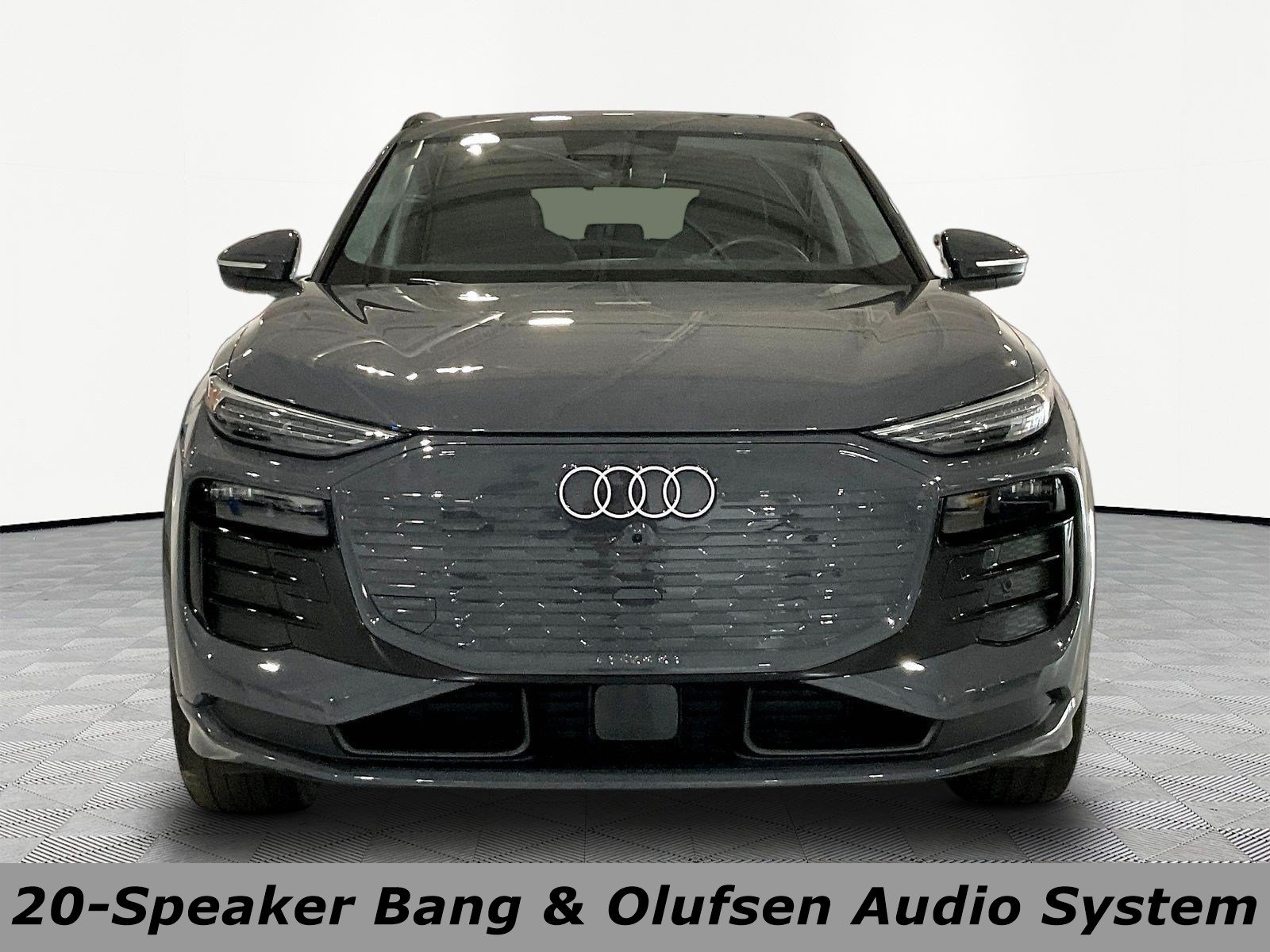 Used 2025 Audi Q6 e-tron Premium Plus AWD/4WD image 2