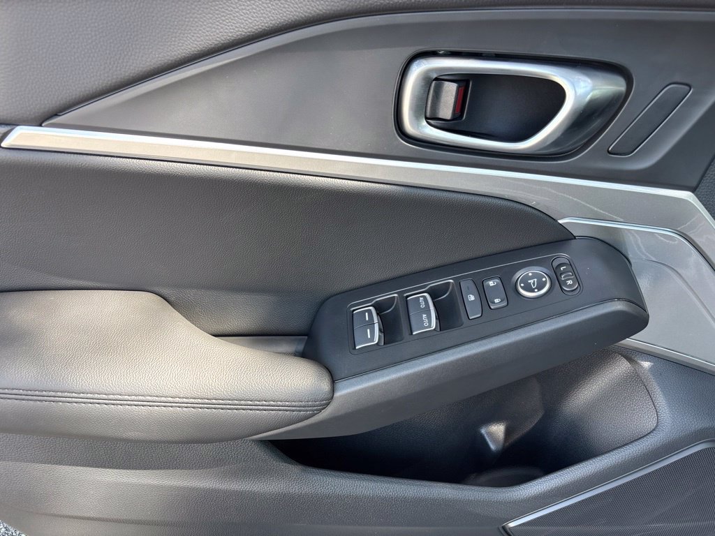 New 2026 Acura Integra FWD image 17