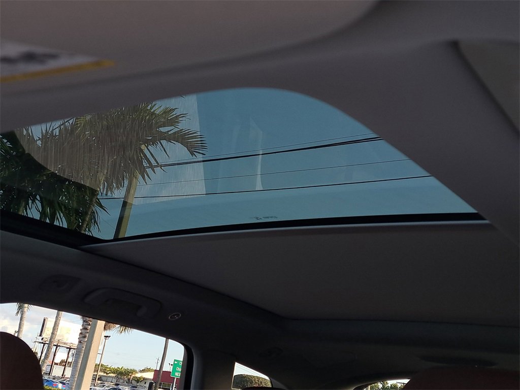 Used 2024 Audi Q7 3.0T Premium Plus w/ Premium Plus Package image 16