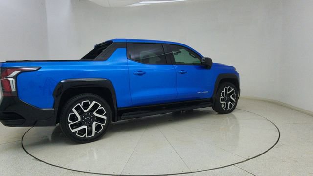 Used 2025 Chevrolet Silverado EV RST image 72