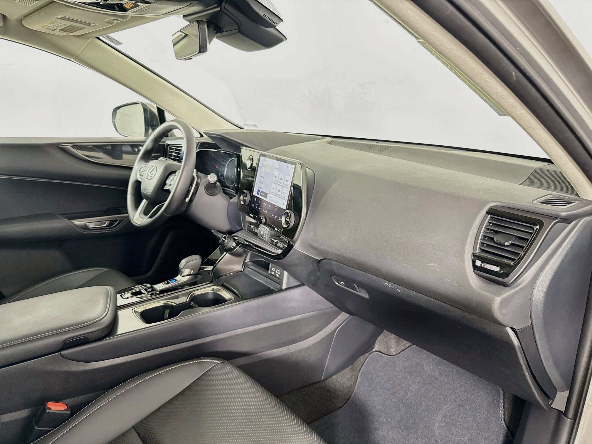 Certified 2024 Lexus NX 350h AWD w/ Cold Area Package image 27