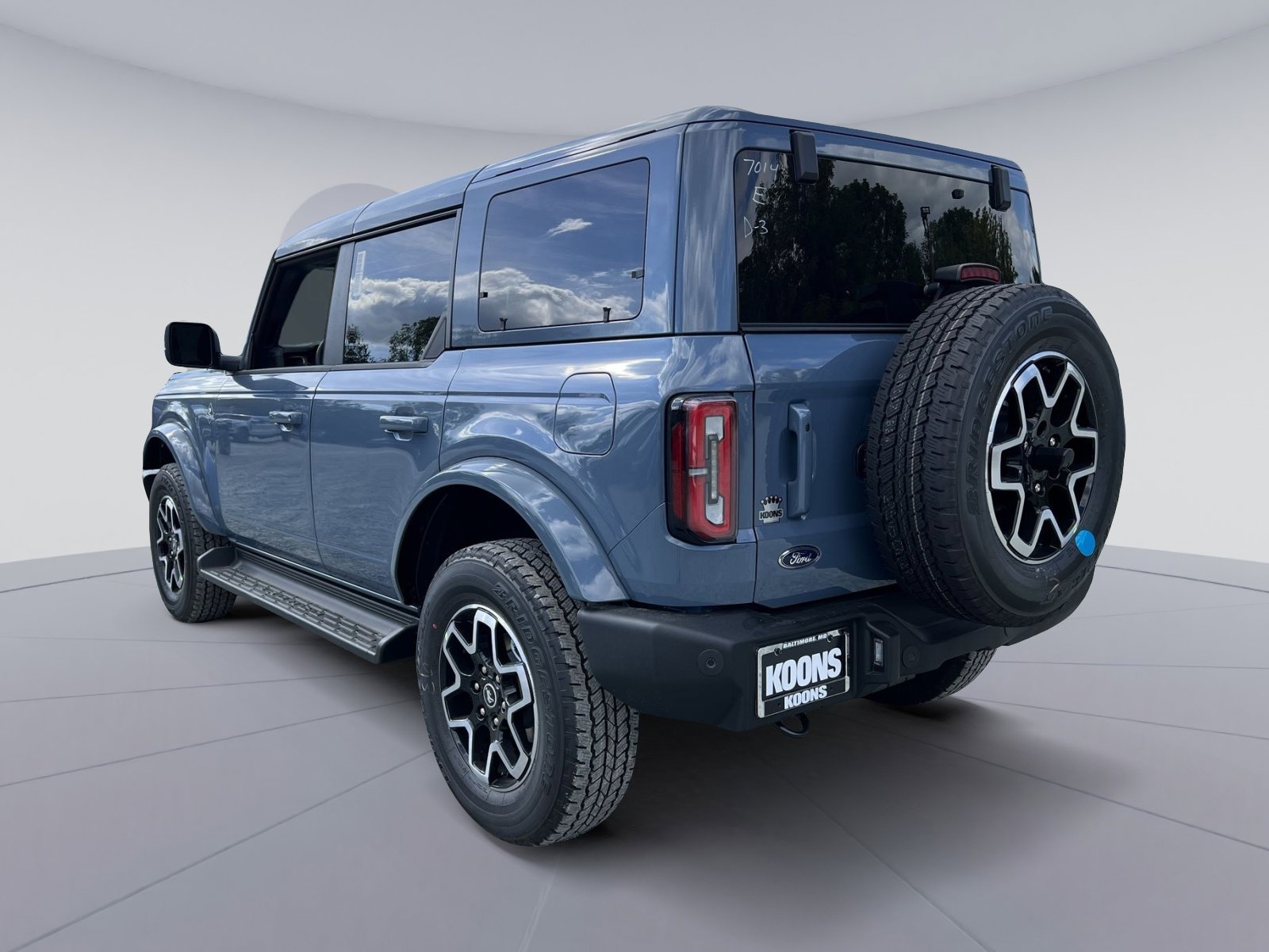 New 2025 Ford Bronco Outer Banks image 4