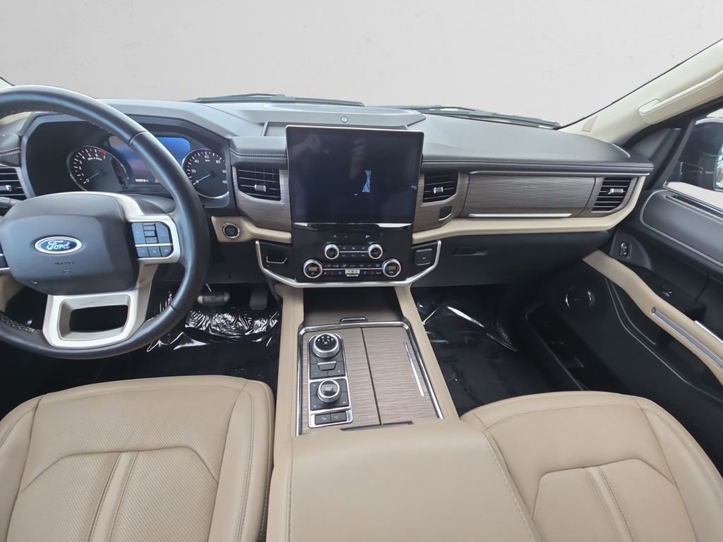 Used 2024 Ford Expedition Max Limited image 11