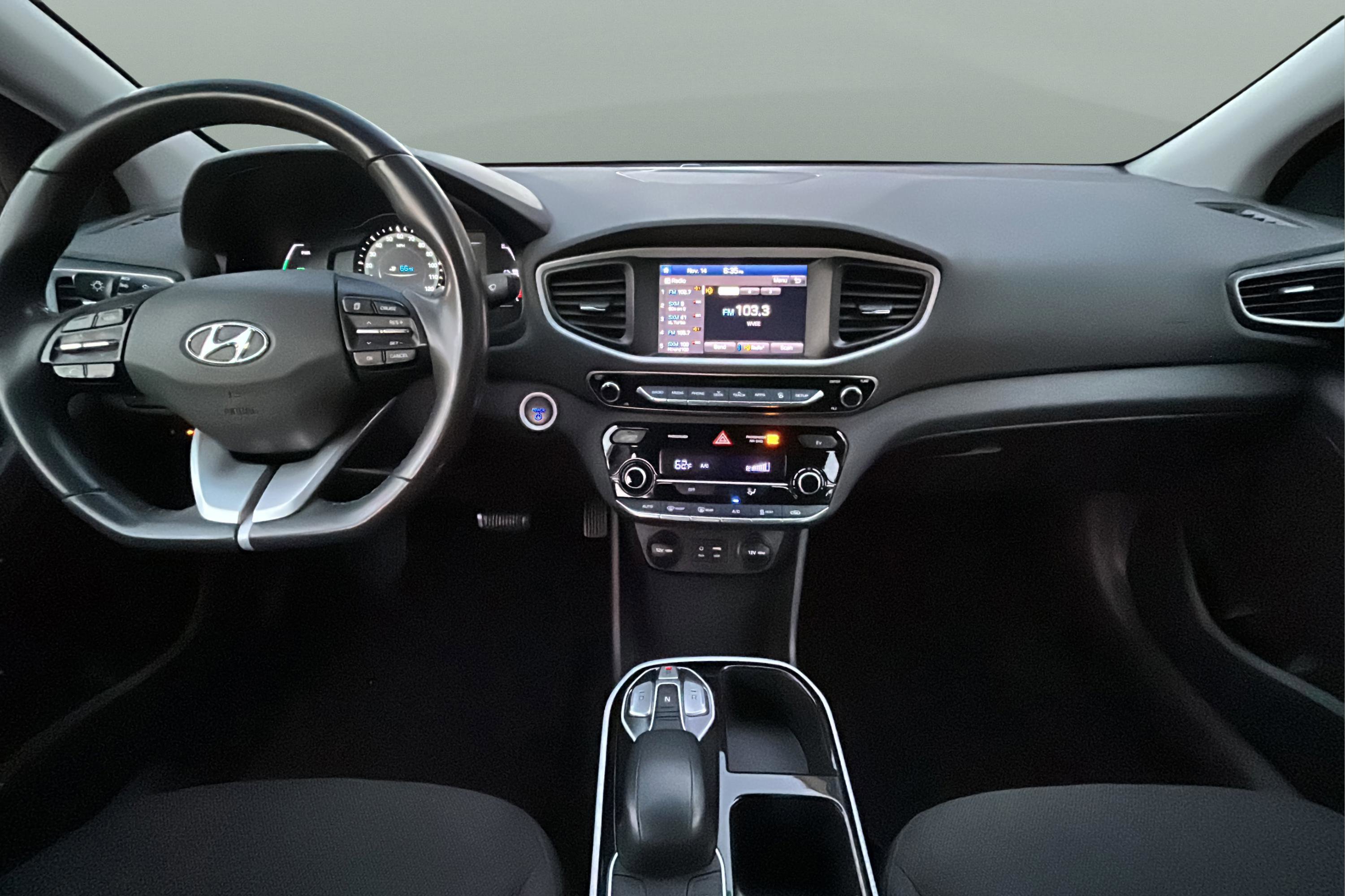 Used 2019 Hyundai Ioniq Electric FWD image 27