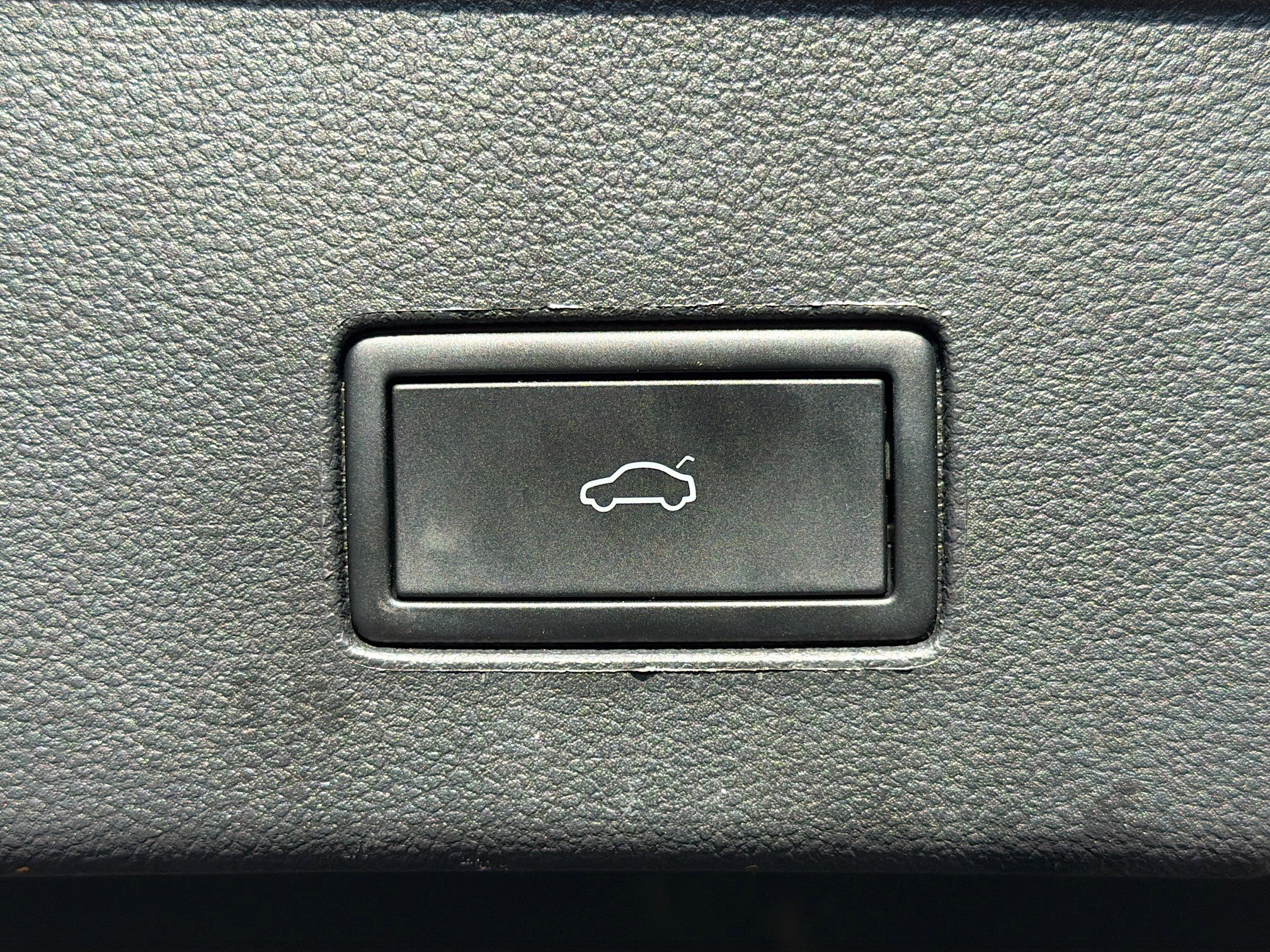 Used 2024 Volkswagen Atlas Cross Sport SEL Premium R-Line image 12