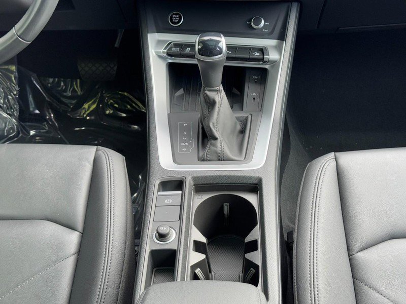 Used 2024 Audi Q3 2.0T Premium Plus w/ Premium Plus Package image 15