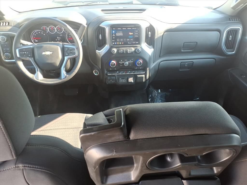 Used 2022 Chevrolet Silverado 3500 LT w/ Convenience Package AWD/4WD image 12