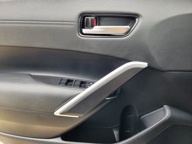 Used 2026 Toyota Corolla Cross XLE image 16