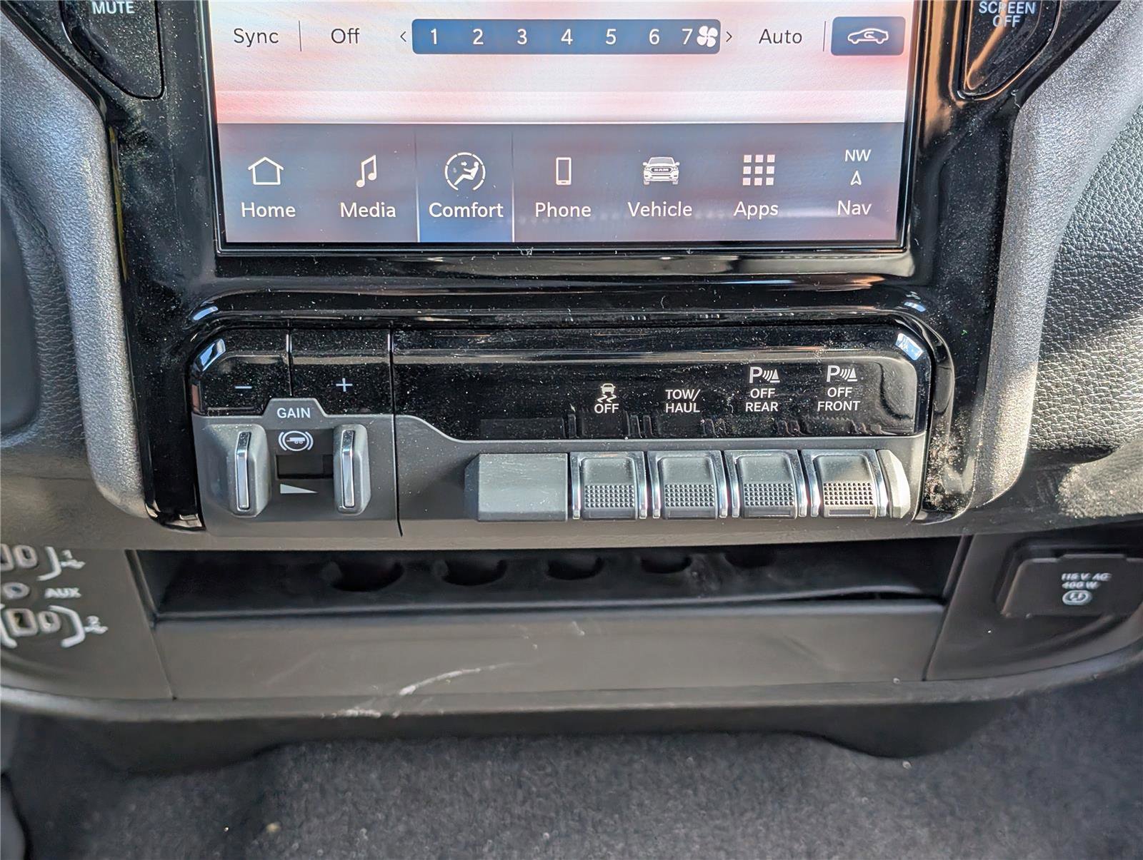 New 2026 RAM 2500 Tradesman image 19