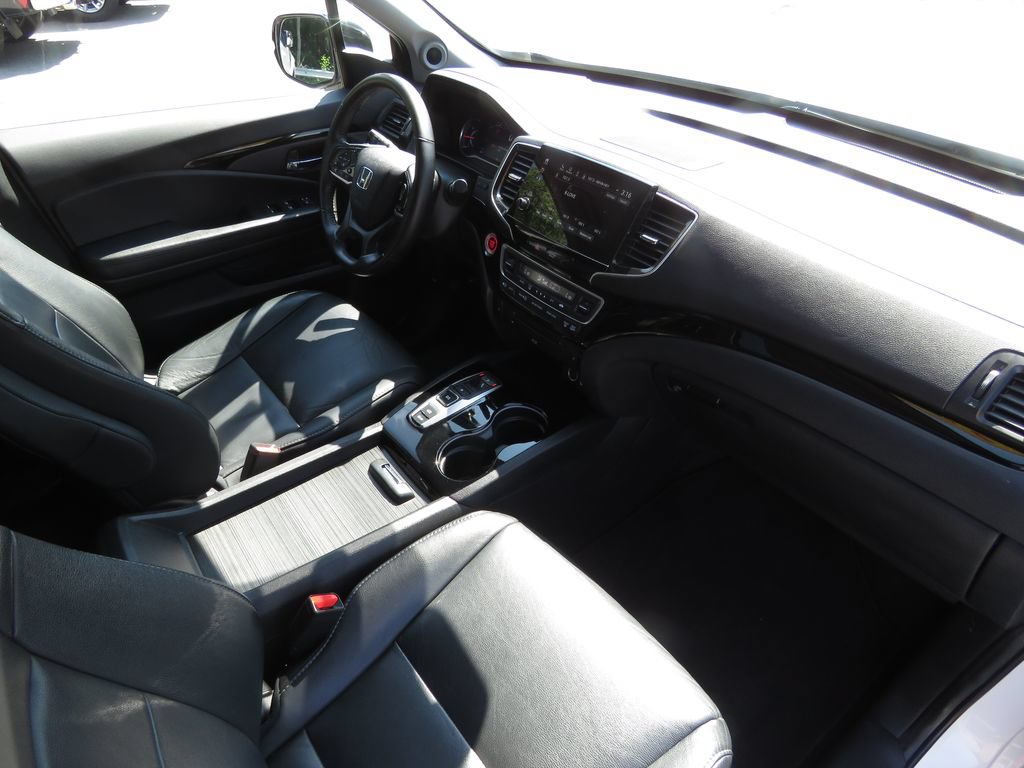 Used 2020 Honda Pilot Touring image 14
