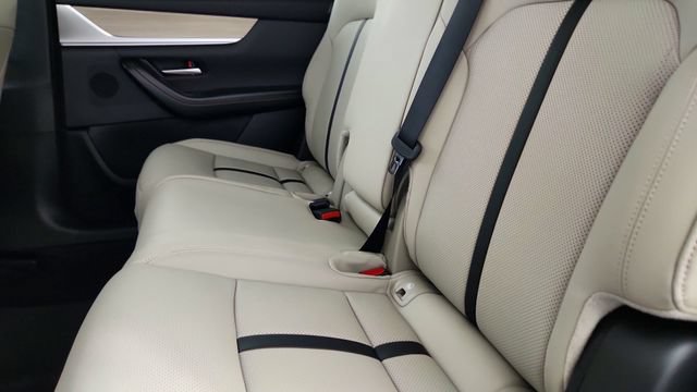 New 2026 MAZDA CX-90 Plug-In Hybrid w/Premium Sport AWD/4WD image 28