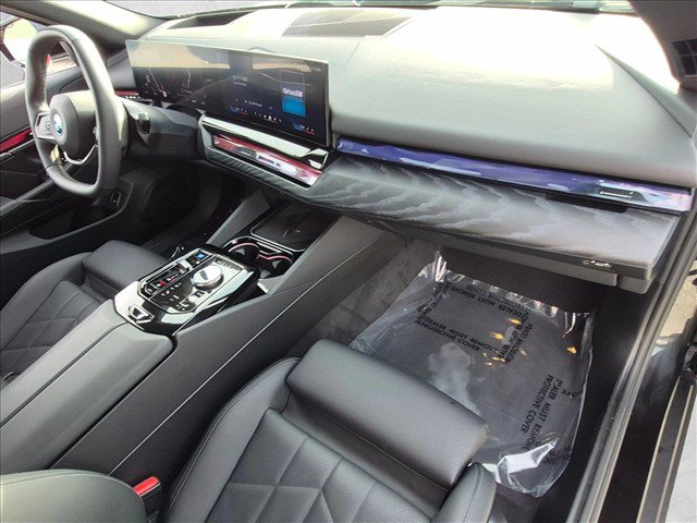 Certified 2024 BMW i5 eDrive40i w/ Premium Package RWD image 20