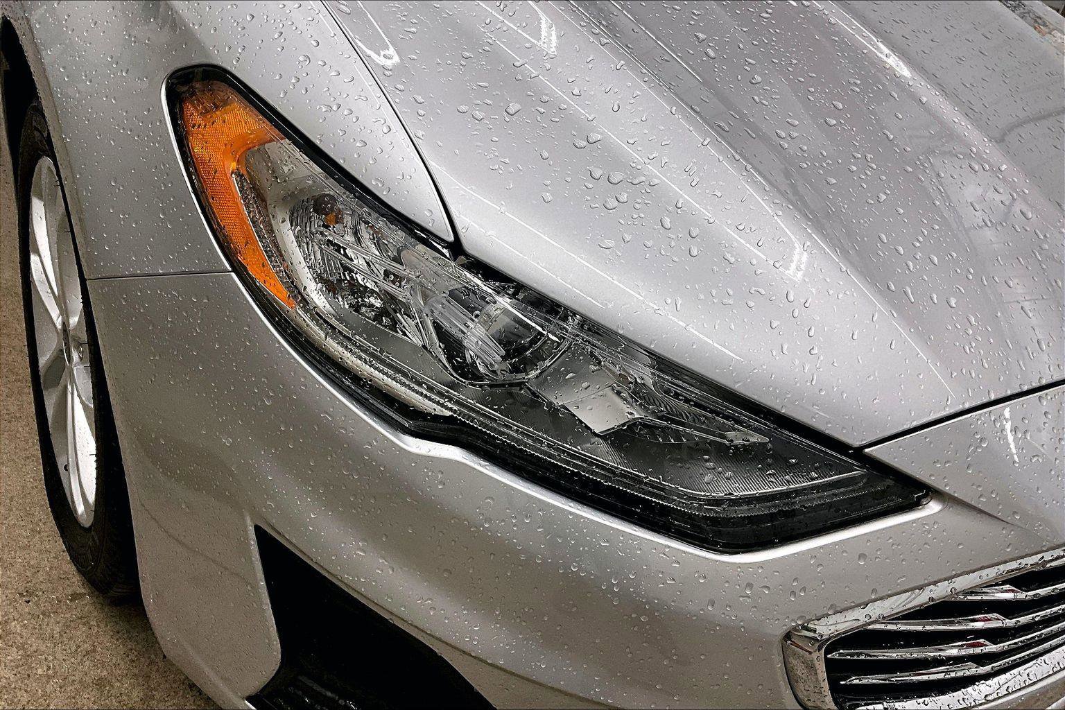 Used 2019 Ford Fusion SE image 29