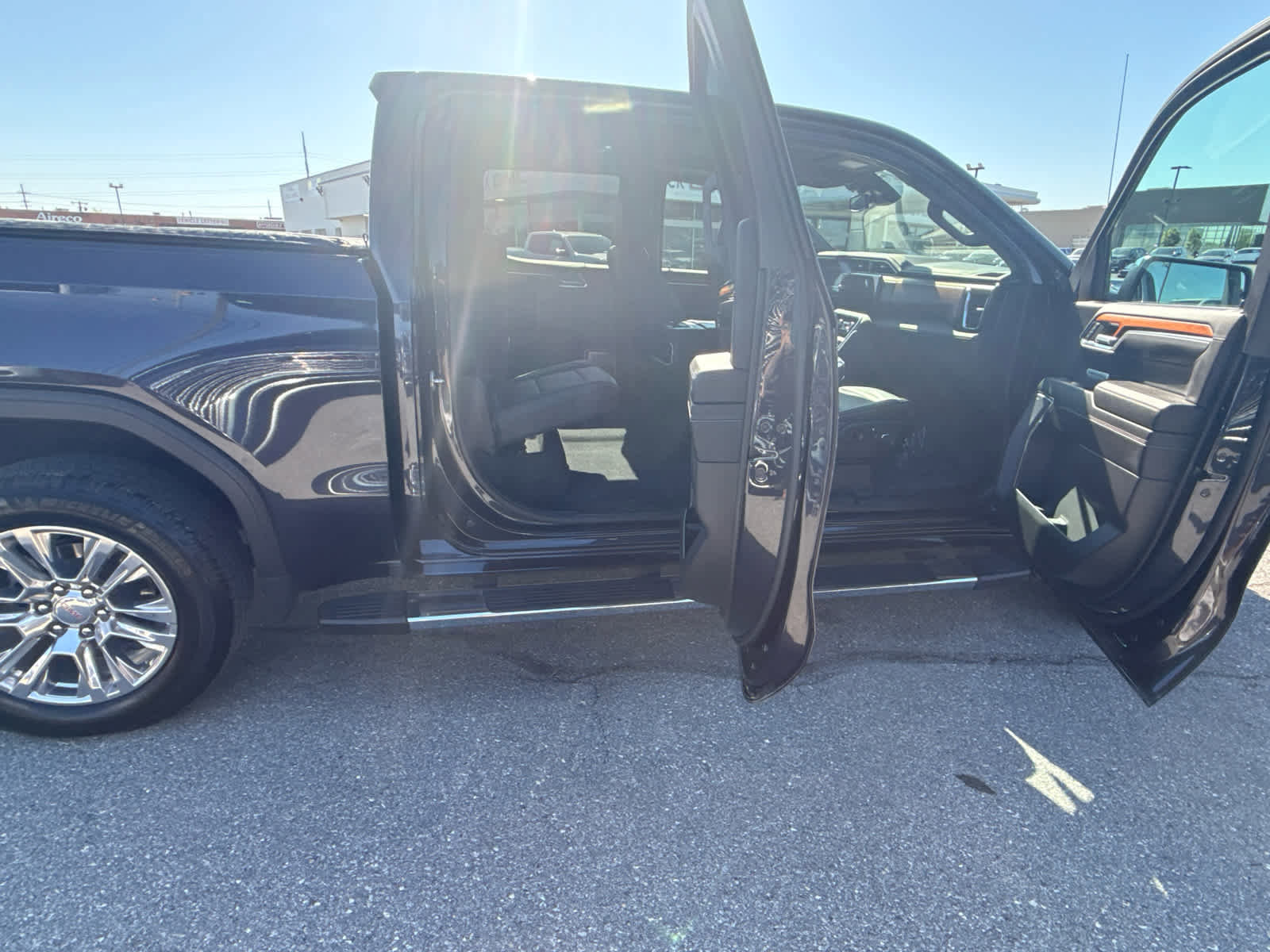 Used 2022 GMC Sierra 1500 Denali AWD/4WD image 23