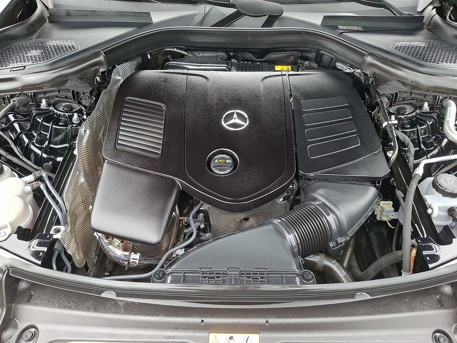 Used 2024 Mercedes-Benz GLC 300 4MATIC image 27