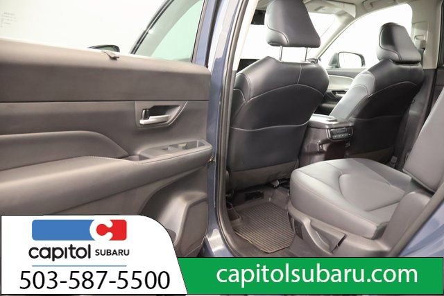Used 2024 Toyota Grand Highlander XLE image 28