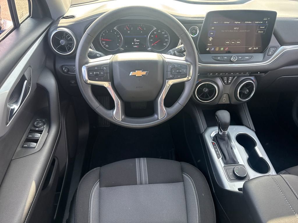 Used 2024 Chevrolet Blazer LT FWD image 15