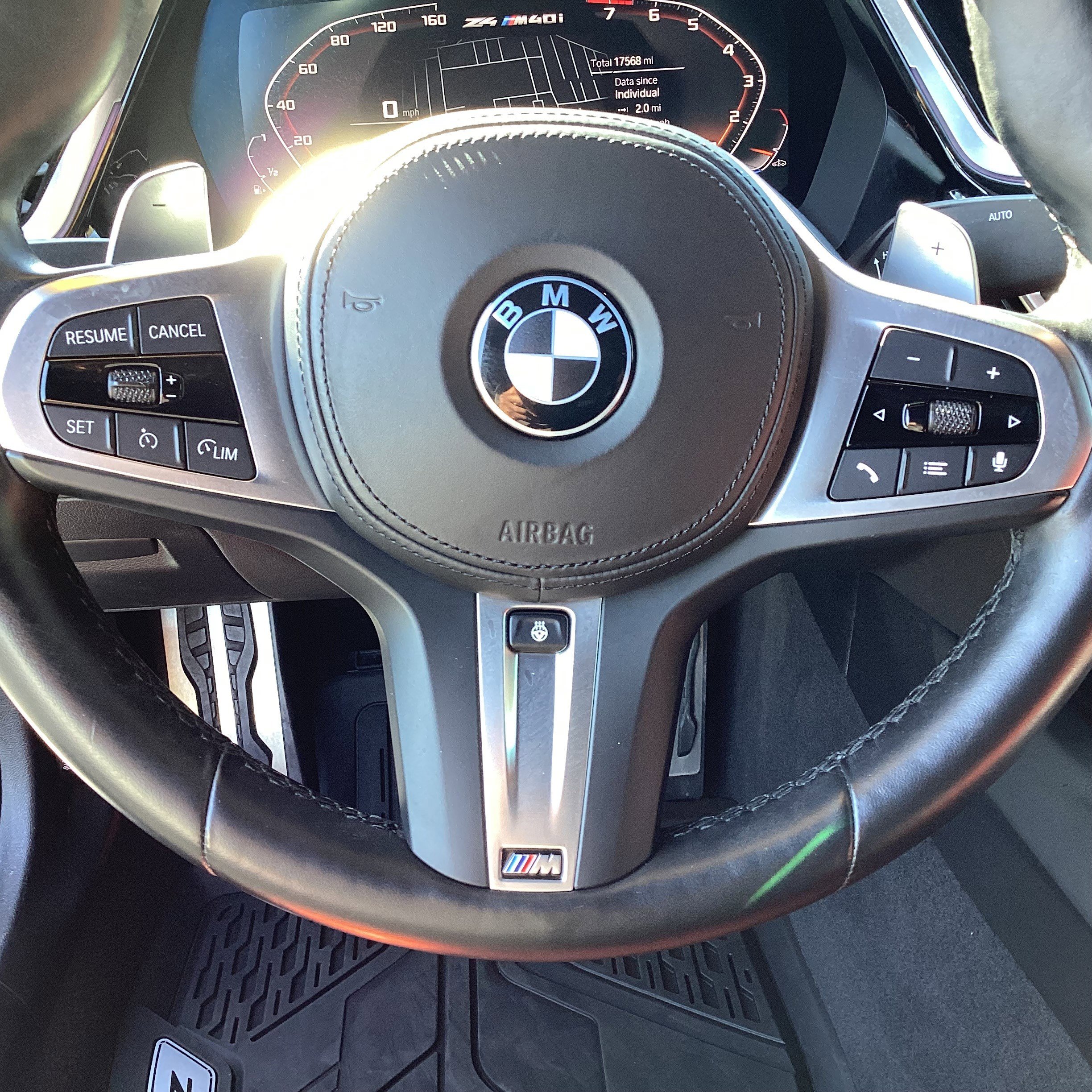 Used 2024 BMW Z4 M40i w/ Premium Package image 24