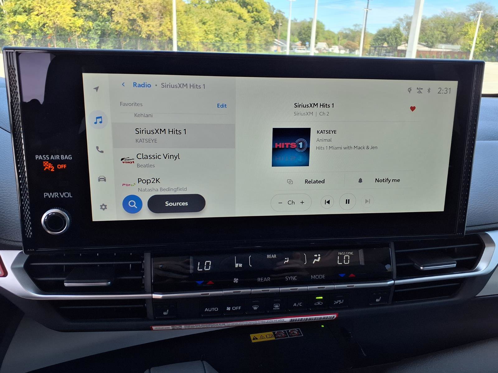 New 2026 Toyota Sienna XLE FWD image 13