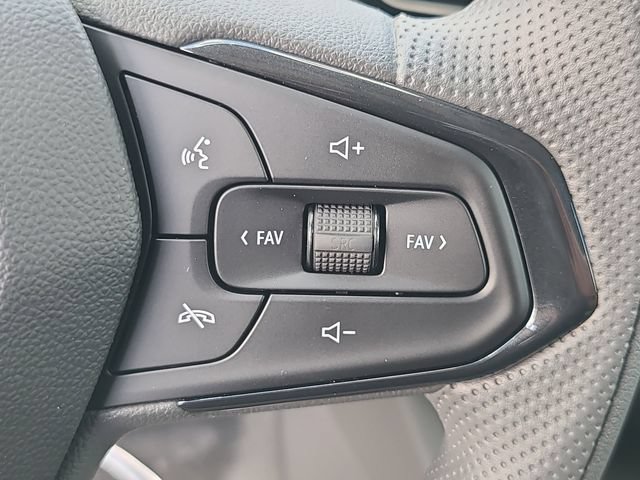 New 2026 Chevrolet Trax LS FWD image 21