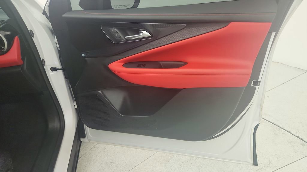 Certified 2024 Chevrolet Blazer EV RS image 34