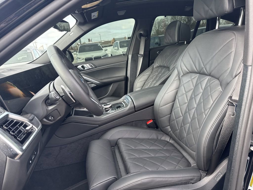 Used 2026 BMW X6 M60i image 10