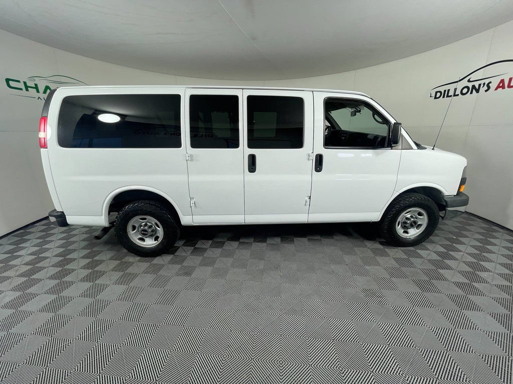 Used 2013 GMC Savana 2500 LT w/ LT Preferred Equipment Group RWD image 9