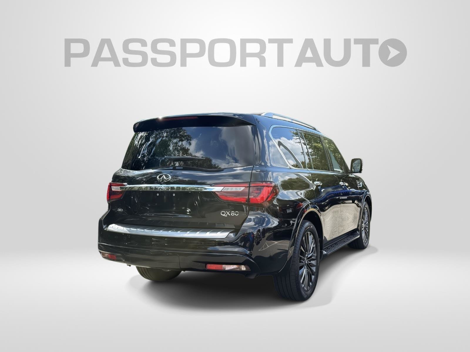 Used 2022 INFINITI QX80 Sensory w/ All-Season Package AWD/4WD image 6