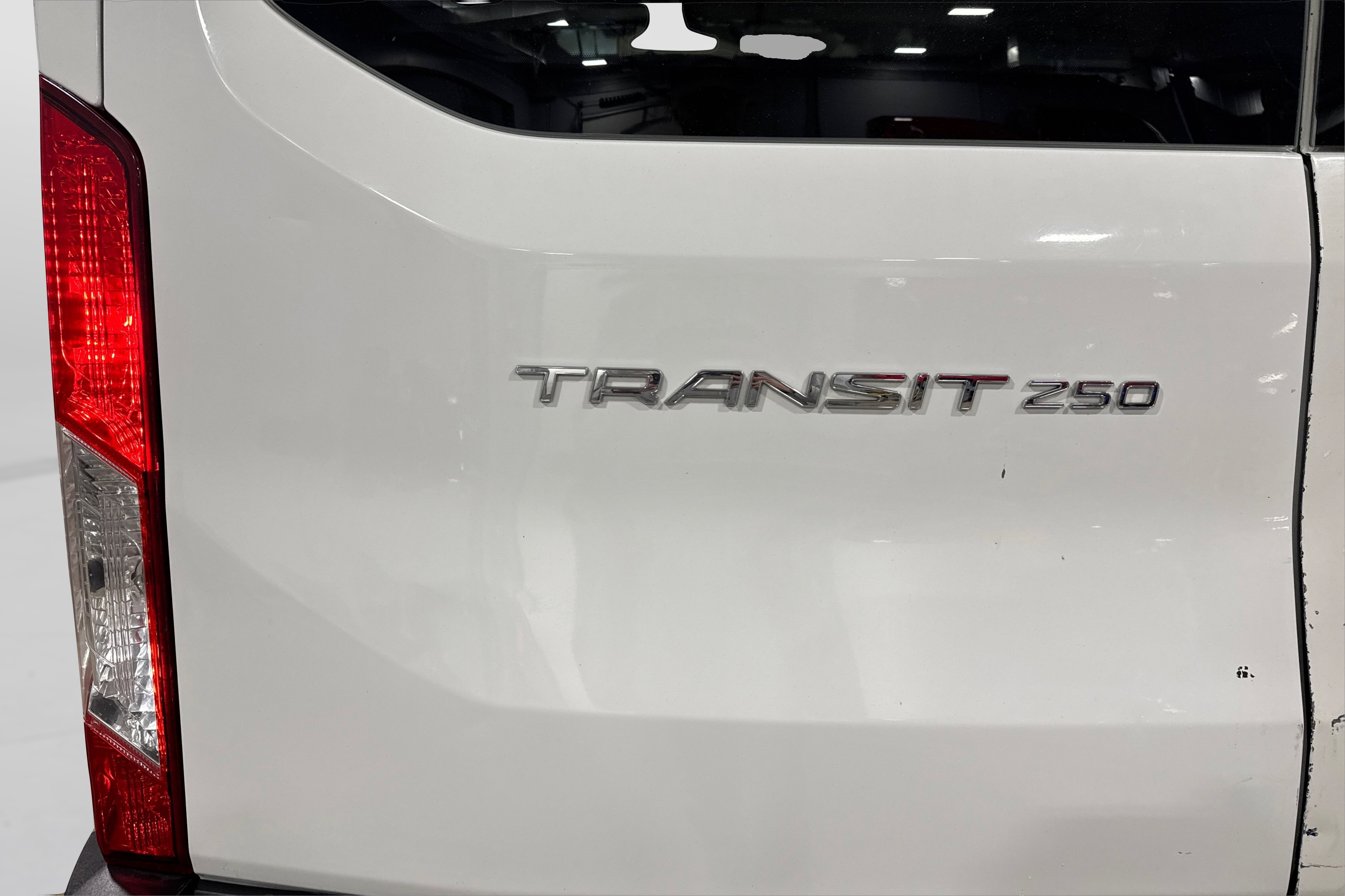 Used 2020 Ford Transit 250 Low Roof image 41