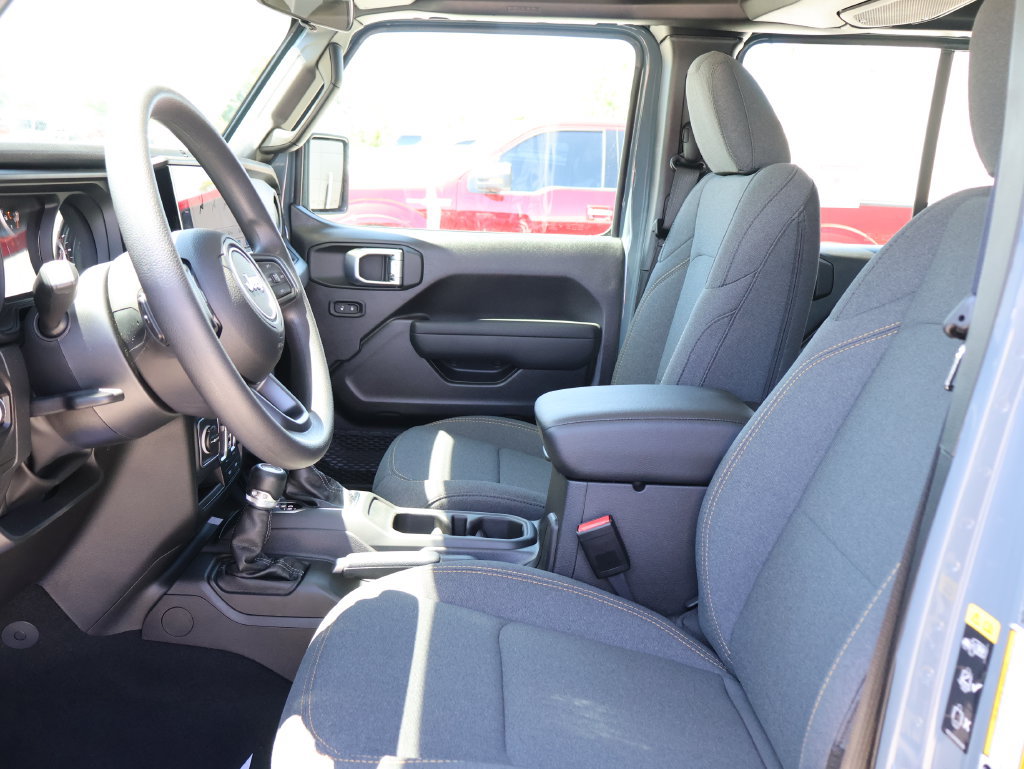 New 2026 Jeep Gladiator Sport AWD/4WD image 21