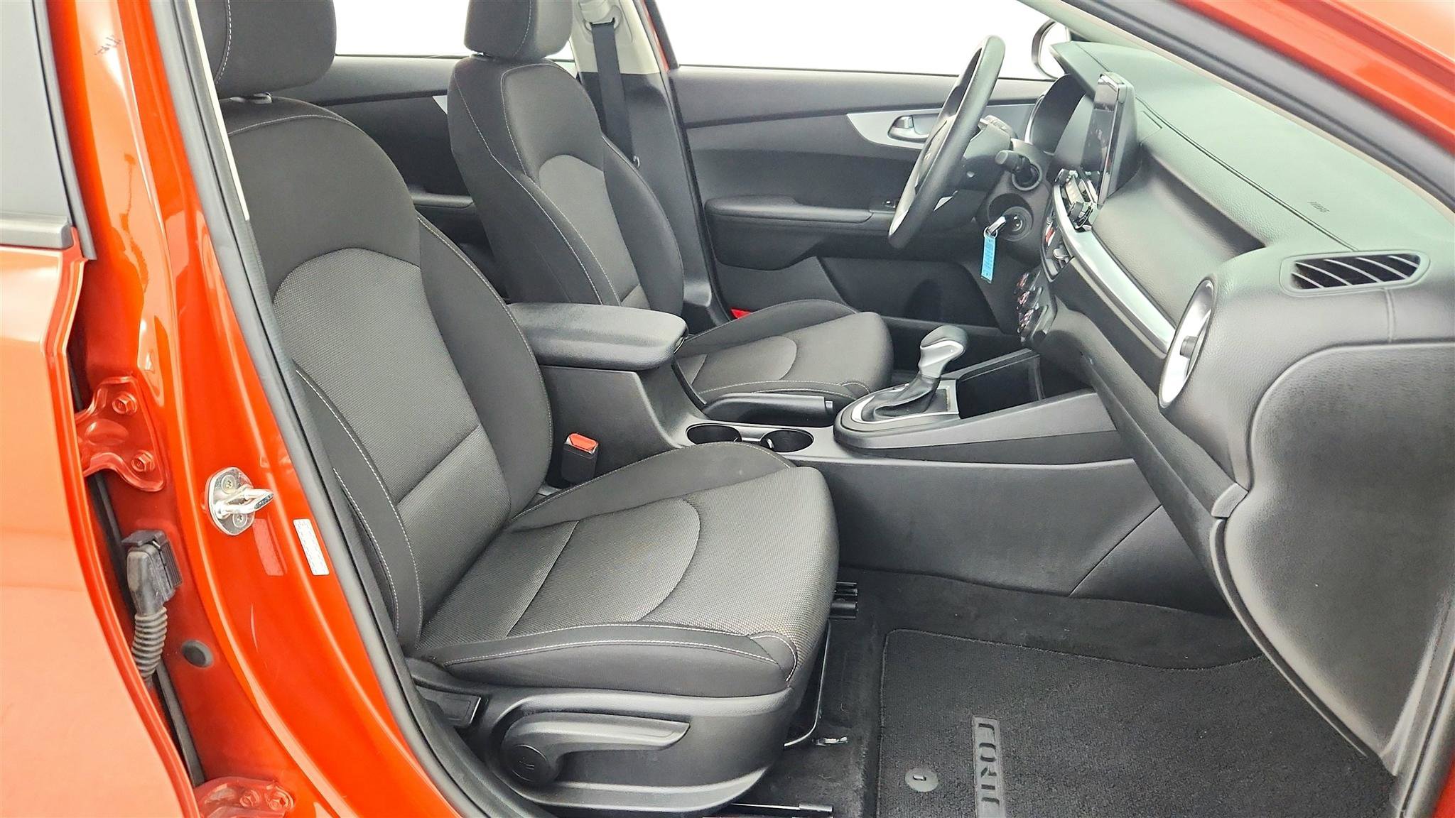 Used 2023 Kia Forte LXS image 35