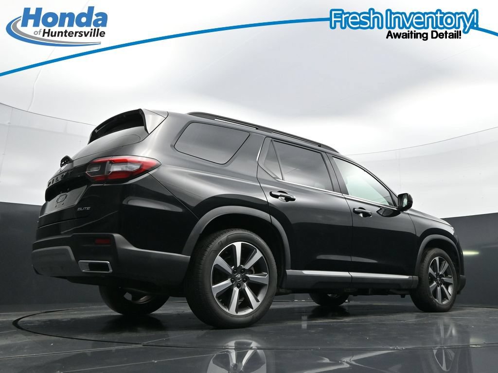 Used 2023 Honda Pilot Elite image 40