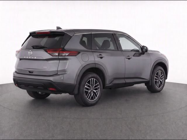 Used 2024 Nissan Rogue S AWD/4WD image 4