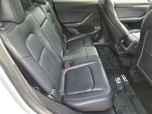 Used 2023 Tesla Model Y Performance image 19